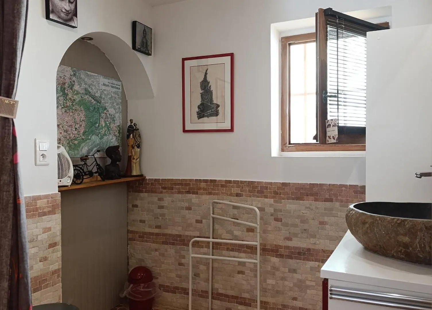 Hotel Le Frangipanier Le Barroux Gasthof